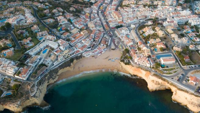 Doporučujeme! TAP - Portugalsko - Algarve také na letní prázdniny - levné letenky Faro z Prahy (zpáteční) 3.290,- Kč