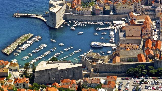 TIP! Ryanair ✈ Řecko - Chorvatsko - Dalmácie - letenky Dubrovnik z Vídně ↔ od 1.364 Kč
