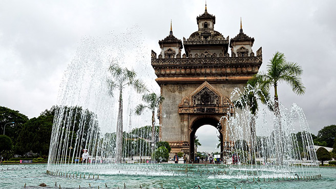 akce letenky Laos - Vientiane