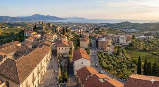 Wizz Air ✈ Itálie - Tip na rezervaci zpáteční levné letenky do Lamezia Terme z Bratislavy od 690 Kč