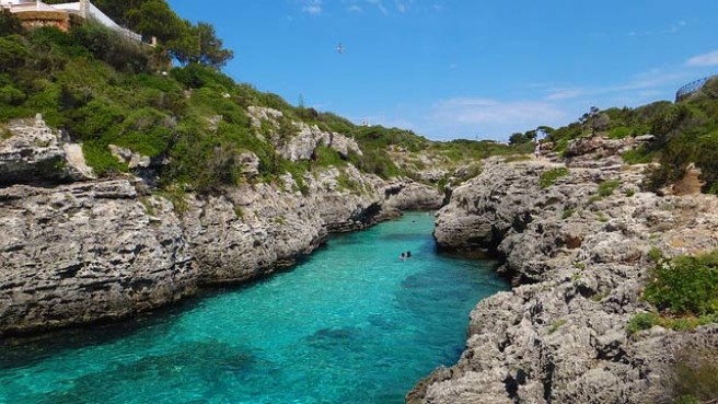 TIP! Easyjet - Španělsko - levné letenky Menorca na léto (zpáteční) 972,- kč