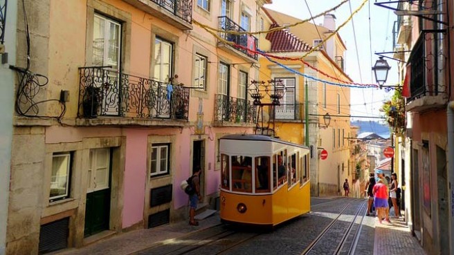 TIP! Portugalsko - 8 možností levných letů do Lisabonu (a zpět) od 1.708,- kč