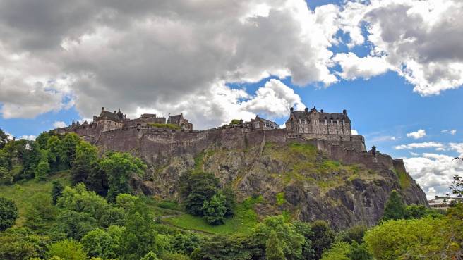 Sleva! Ryanair - Skotsko - levné letenky Edinburgh z Prahy (a zpět) 1.027,- kč