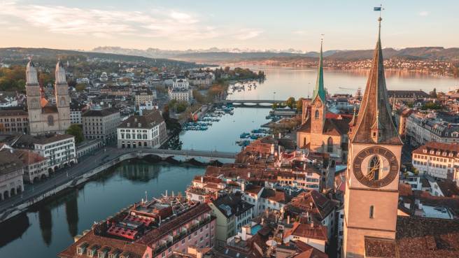 Doporučujeme! Swiss Airlines - Švýcarsko - levné letenky Cürych z Prahy (zpáteční) + 2 zavazadla 3.690,- Kč