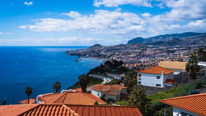 HIT! 🇵🇹 TAP - Portugalsko - Madeira - letenky do Funchal z Prahy, Mnichova a Vídně ↔ také na letní prázdniny 3.990,- Kč