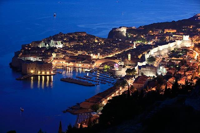 TIP! Croatia Airlines - Chorvatsko - levné letenky Dubrovnik z Vídně a Prahy 3.490,- kč
