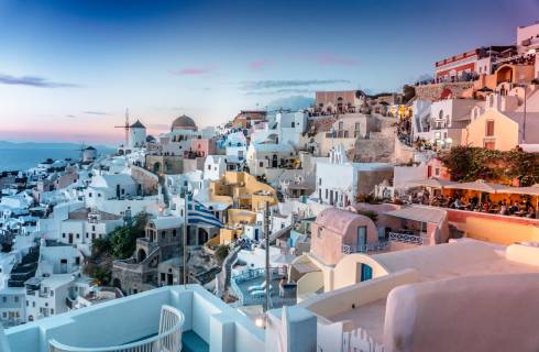 Sleva! Wizz Air - Řecko - levné letenky Santorini (zpáteční) na začátek léta od 1.484,- Kč