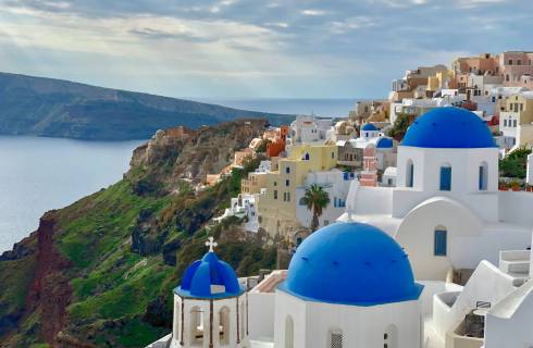 HIT! Ryanair - Řecko - Santorini pod tisícovku! Levné letenky na oblíbený ostrov z Vídně (a zpět) jen za 921,- kč
