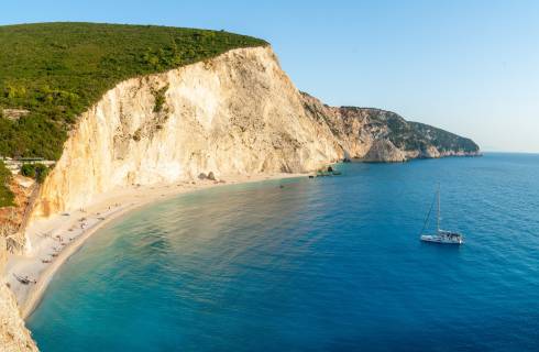 HIT! Řecké ostrovy od tisícovky - akční letenky na ostrov Lefkada z Vídně ↔ 1.025 Kč