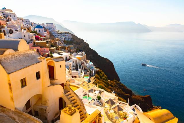 Sleva! Řeckor ✈ levné letenky na ostrov Santorini z Vídně ↔ od 1.260 Kč