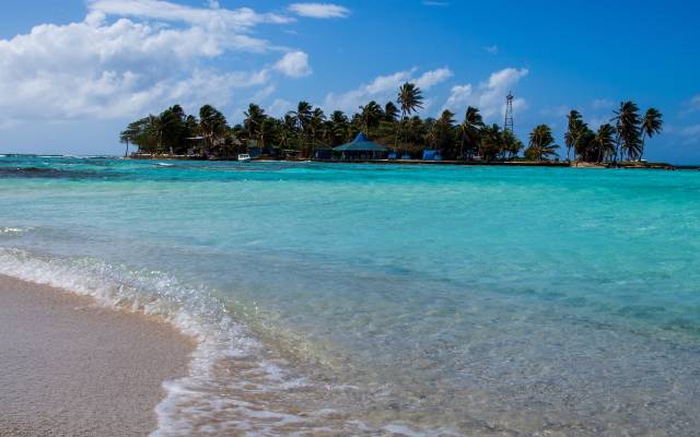Doporučujeme! Delta Airlines ✈ Karibik - Kolumbie - levné letenky na ostrov San Andres z Mnichova ↔ 14.990 Kč