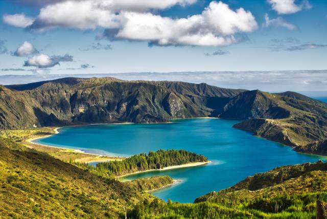 TIP! Lufthansa ✈ Portugalsko - Azorské ostrovy - Ponta Delgada z Katovic ↔ 4.290 Kč