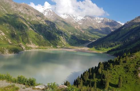 Azerbaijan Airlines ✈ Kazachstán - Tip na zpáteční akční letenky do Almaty 5 990 Kč