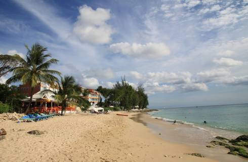 Condor ✈ ostrov Barbados - Tip na rezervaci obousměrné akční letenky do Georgetown z Vídně 11 790 Kč