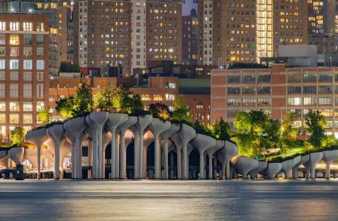 Condor ✈ USA - Tip na rezervaci obousměrné akčníé letenky do New Yorku z Prahy 6 290 Kč