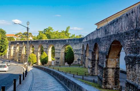 Swiss ✈ Portugalsko - Tip na rezervaci obousměrné akční letenky do Lisabonu z Prahy 3 390 Kč