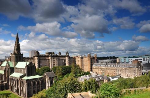 EasyJet ✈ Skotsko - Tip na rezervaci obousměrné levné letenky do Glasgow z Prahy od 1 309 Kč