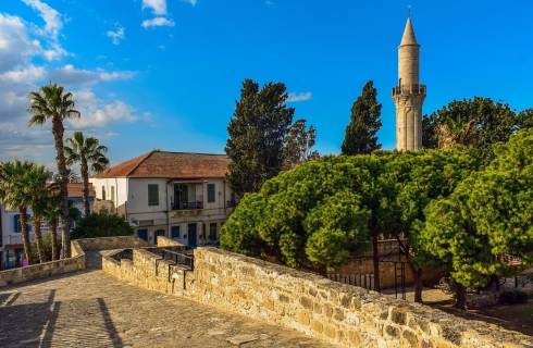Wizz Air ✈ Kypr - Tip na rezervaci obousměrné levné letenky do Larnaky z Bratislavy od 917 Kč