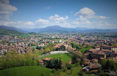 Ryanair ✈ Itálie - Tip na rezervaci obousměrné levné letenky Bergamo z Prahy od 990 Kč