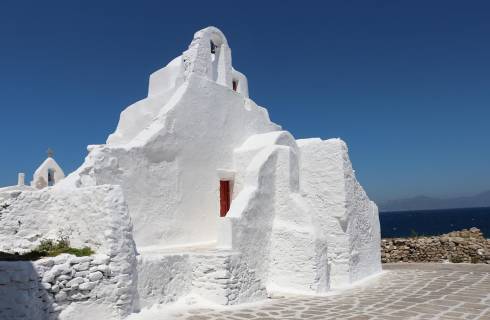 Wizz Air ✈ Řecko - Tip na rezervaci obousměrné levné letenky na Mykonos z Bratislavy na léto od 1 947 Kč