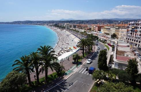 Wizz Air ✈ Francie - Tip na rezervaci obousměrné levné letenky do Nice z Bratislavy od 1 947 Kč