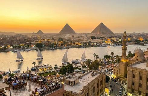 Austrian Airlines ✈ Egypt - Tip na rezervaci zpáteční akční letenky do Káhiry z Prahy 5 590 Kč