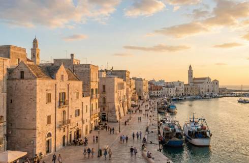 Ryanair ✈ Itálie - Apulie - Tip na obousměrné levné letenky do Bari z Norimberku od 1 125 Kč