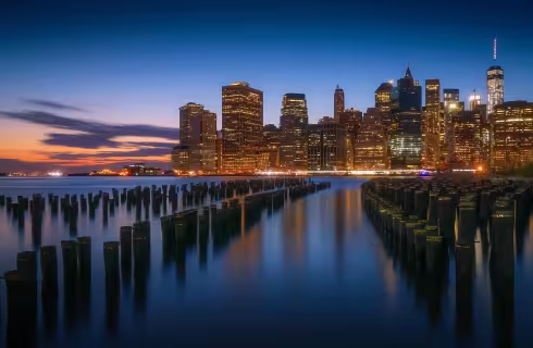Za městem z filmů do amerického New Yorku ✈ Zpáteční akční letenky z Prahy za 10 490 Kč se SAS