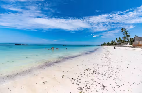 Tanzanský Zanzibar a teplý oceán ✈ Zpáteční akční letenky z Prahy za 15 790 Kč s Oman Air