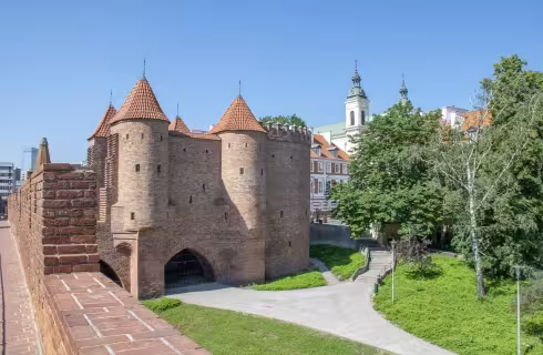 Za Starým Městem a polskou metropolí do Varšavy ✈ Zpáteční akční letenky z Ostravy za 2 390 Kč s LOT