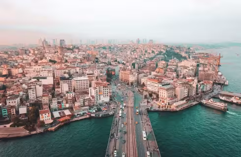 Za Bosporem a mešitami do tureckého Istanbulu ✈ Zpáteční akční letenky z Vídně za 3 490 Kč s Pegasem