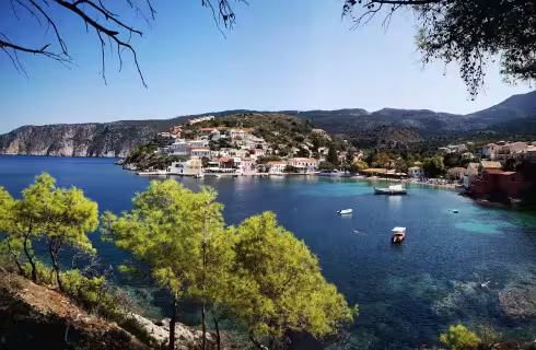 Na pláže řeckého ostrova Kefalonia ✈ Zpáteční levné letenky z Prahy od 5 290 Kč se Smartwings