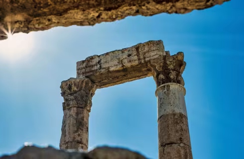 Za skalním městem Petra do jordánského Ammánu ✈ Zpáteční levné letenky z Prahy od 1 990 Kč s Ryanairem