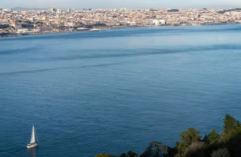 Na kopce nad oceánem do portugalského Lisabonu ✈ Zpáteční akční letenky z Vídně za 3 590 Kč s TAP