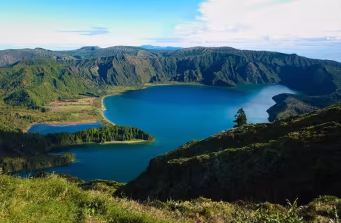 Na zelený ostrov Sao Miguel do Ponta Delgada ✈ Zpáteční akční letenky z Prahy za 7 290 Kč s TAP