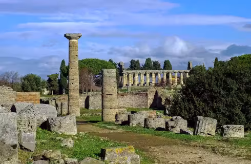 Pompeje a Vesuv na dosah ✈ Zpáteční levné letenky do italského Salerna z Vídně od 1 223 Kč s Ryanair
