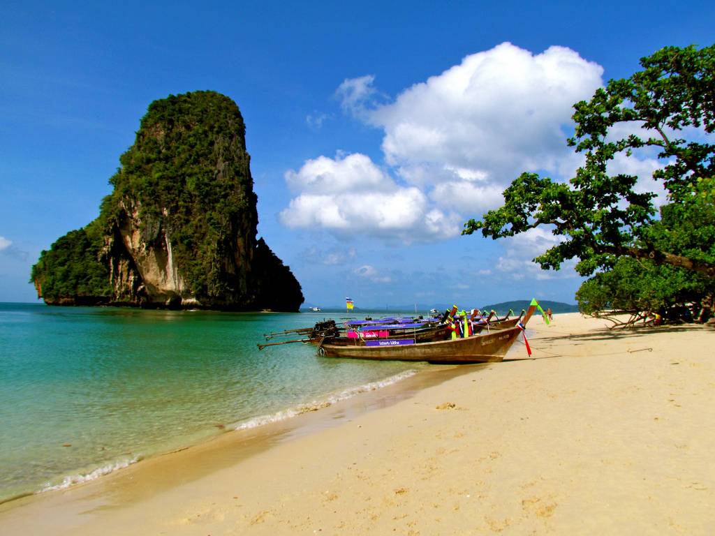 akce letenky Phuket - Asie - Thajsko s Emirates z Vídně za 13.690,- kč