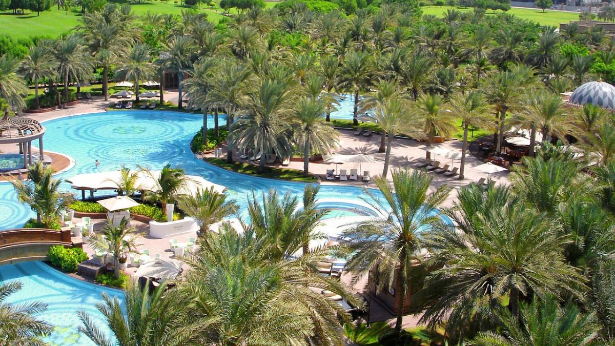 Sleva! Emiráty - levné letenky Abu Dhabi (zpáteční) 1.469,- kč