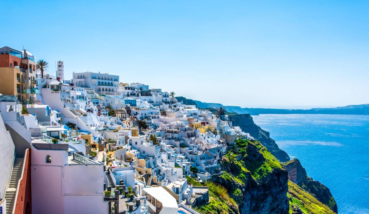 TIP! Řecko - 5 verzí pro rezervaci obousměrné levné letenky na Santorini od 2.021,- Kč