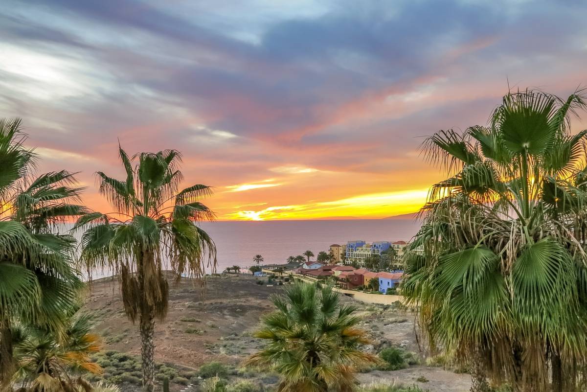 TIP! Kanárské ostrovy - 4 verze zpáteční levné letenky na Tenerife od 3.575,- Kč