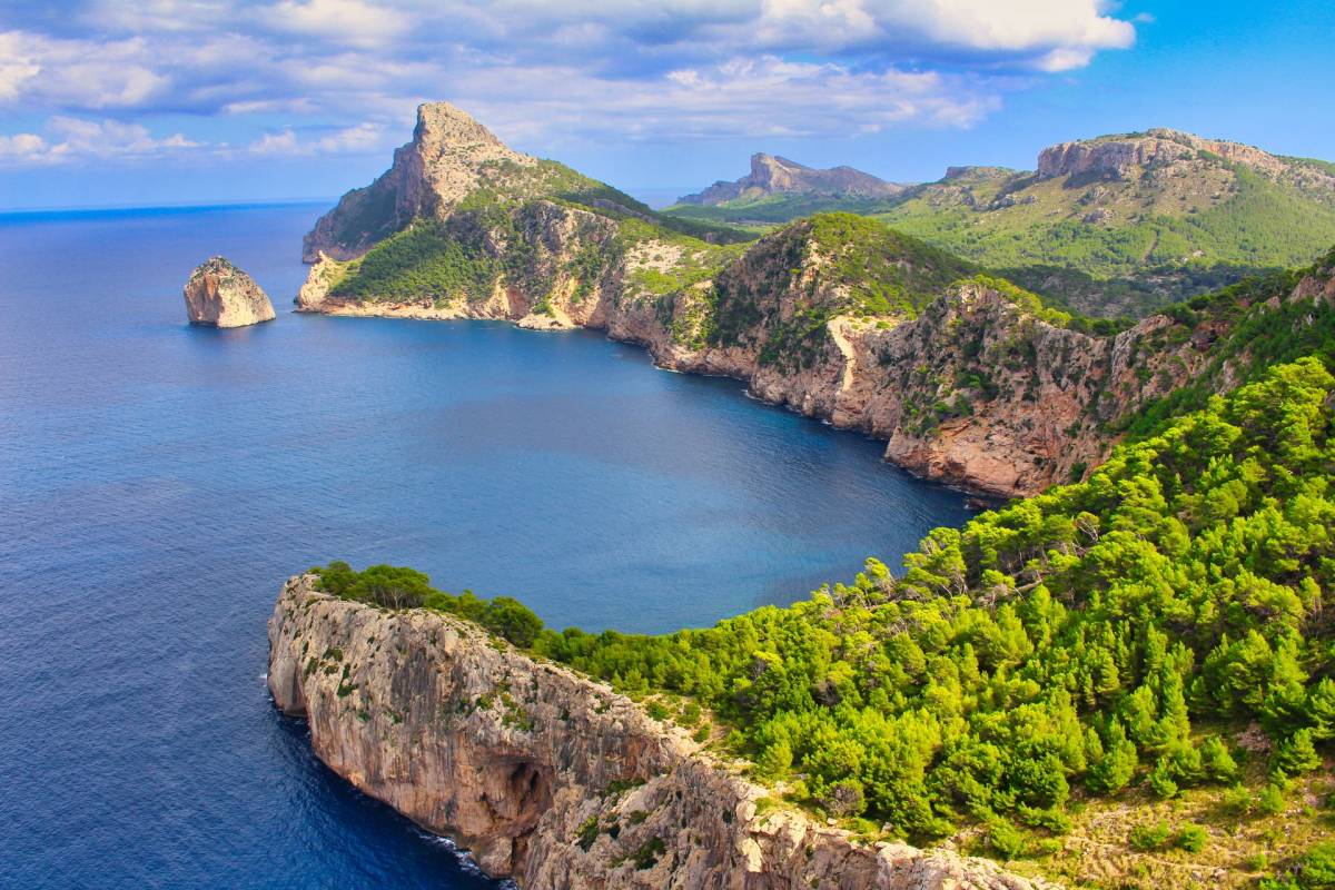 TIP! Ryanair - Španělsko - Mallorca - levné letenky Palma de Mallorca z Prahy (a zpět) ještě na letní prázdniny od 1.315,- Kč