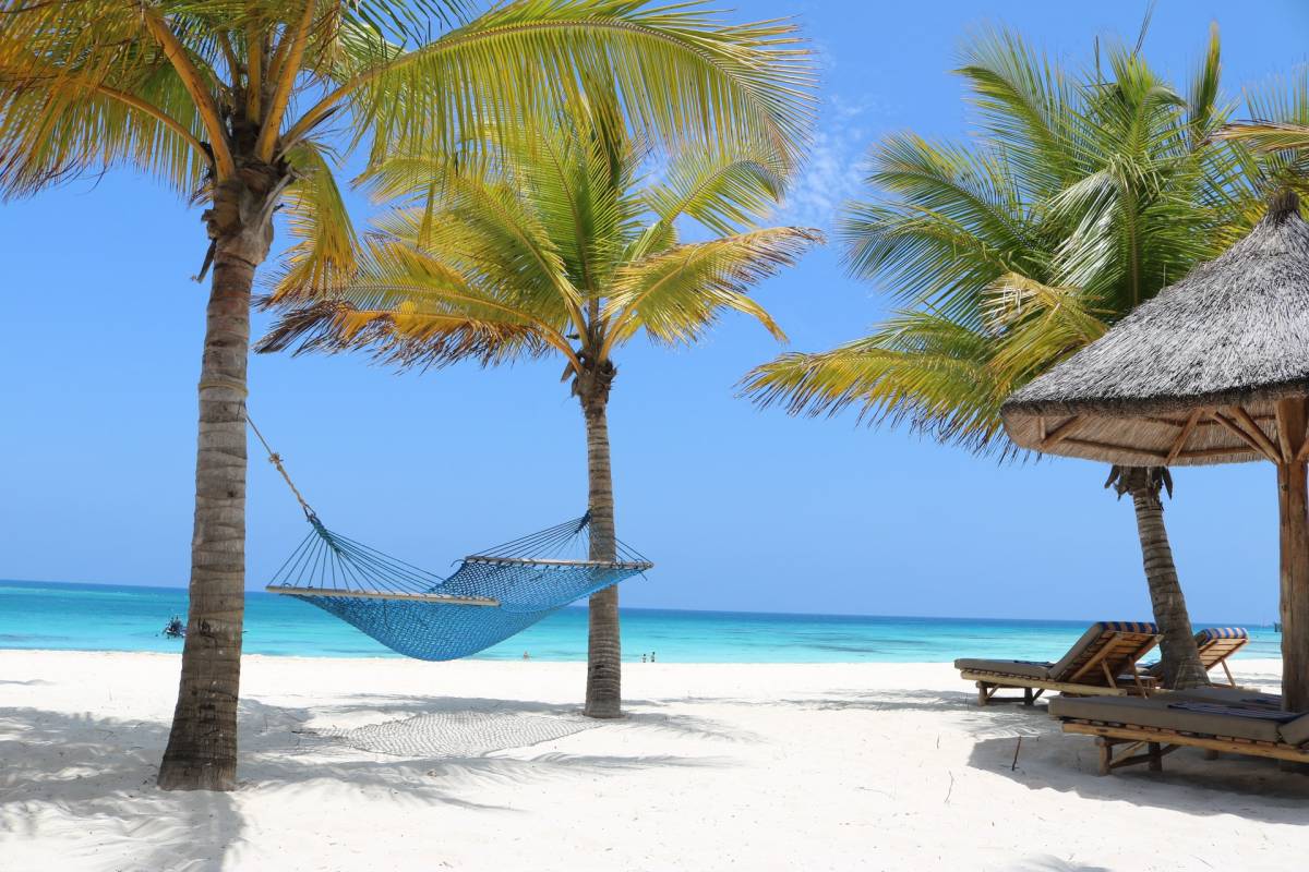 Doprodej! KLM - Tanzánie - levné letenky Zanzibar z Vídně (tam i zpět) 12.490,- Kč