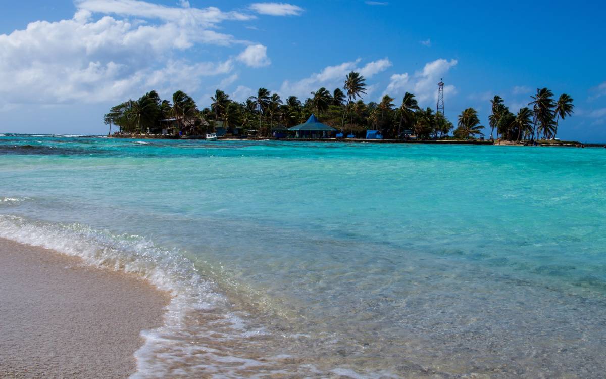 Doporučujeme! Delta Airlines ✈ Karibik - Kolumbie - levné letenky na ostrov San Andres z Mnichova ↔ 14.990 Kč