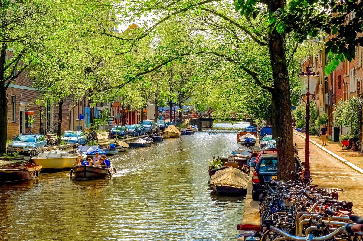 TIP! Austrian Airlines ✈ Holandsko - akční letenky Amsterdam z Vídně ↔ 3.590 Kč