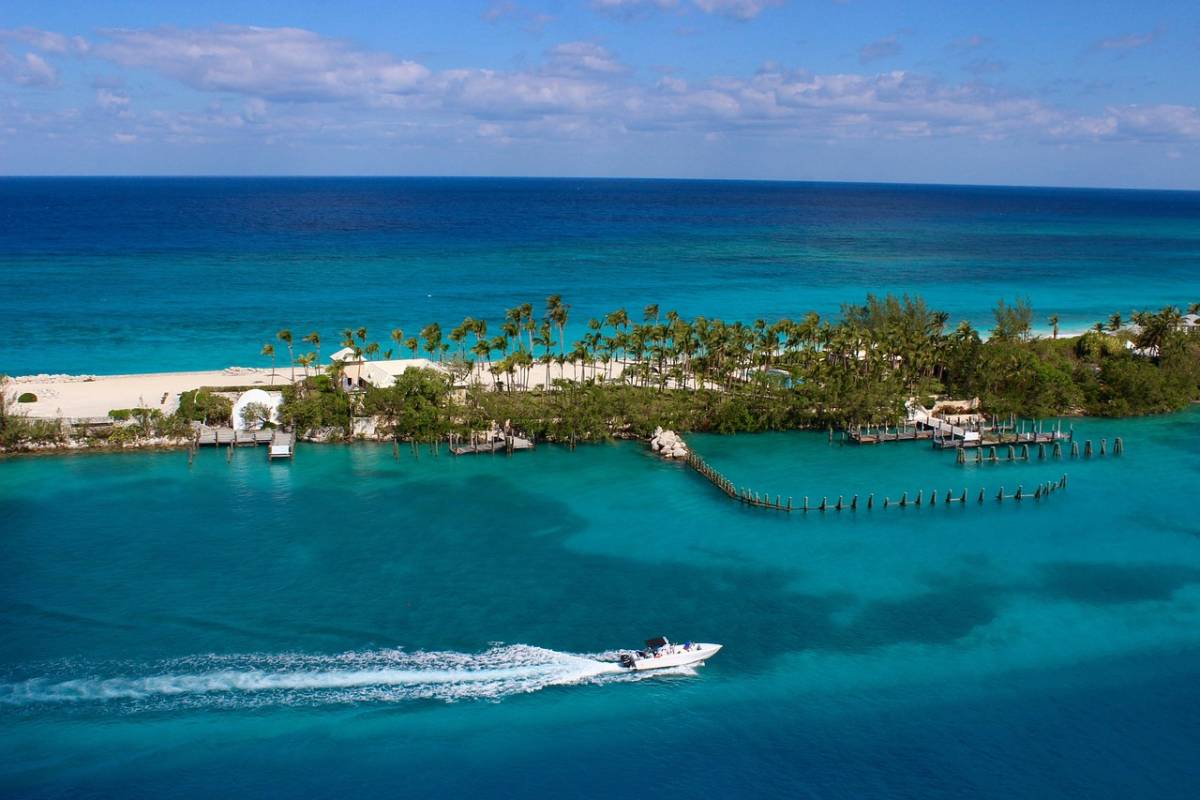 Air Canada ✈ Bahamy - obousměrné levné letenky do Nassau z Vídně 15 990 Kč