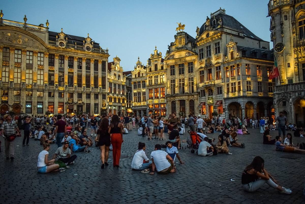 Belgie ✈ Tip na rezervaci obousměrné levné letenky do Bruselu z Prahy 990 Kč