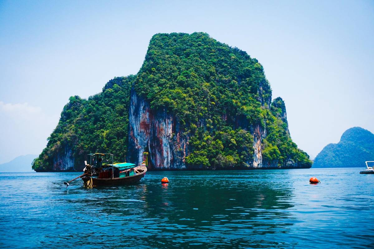 Etihad Airways ✈ Thajsko - Tip na rezervaci zpáteční akční letenky do Krabi z Vídně 14 990 Kč