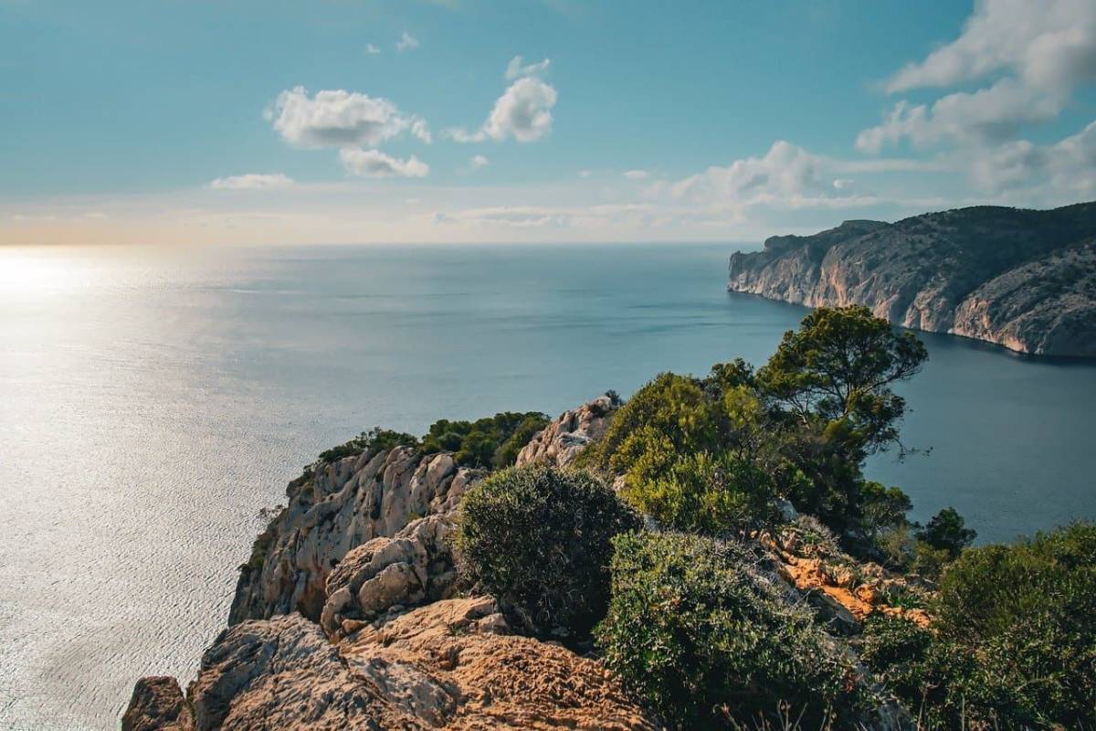 Ryanair ✈ ostrov Mallorca - Tip na rezervaci obousměrné levné letenky do Palma de Mallorca z Vídně od 1 456 Kč