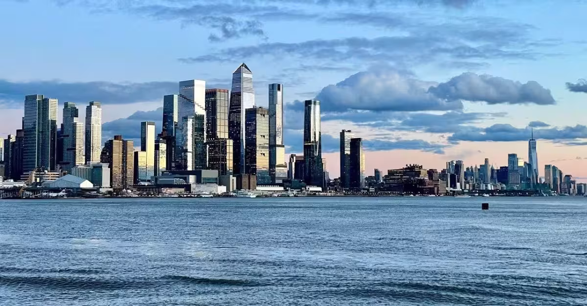Air Serbia ✈ USA - Tip na rezervaci obousměrné akční letenky do New Yorku z Prahy 12 990 Kč